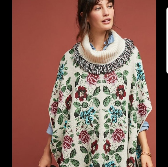 Anthropologie Sweaters - Anthropologie Aldomartins Antique Florals Poncho